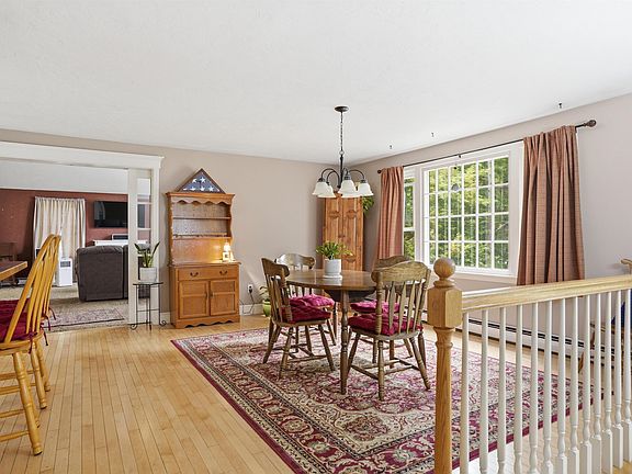 4th image of 6 Birch Court