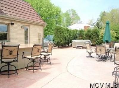 4th image of 300 Fairview Ln