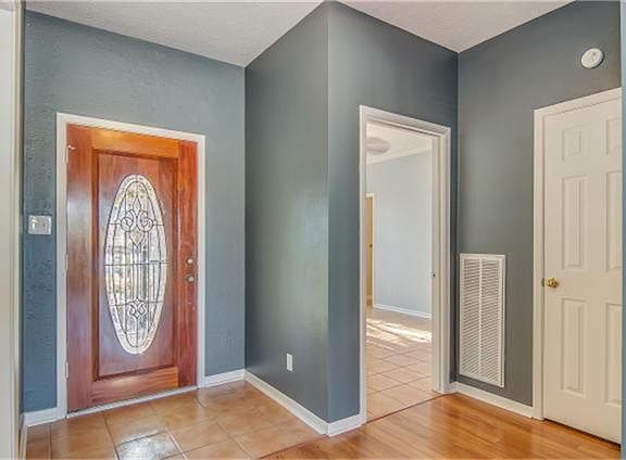 3rd image of 101 April Waters Dr W