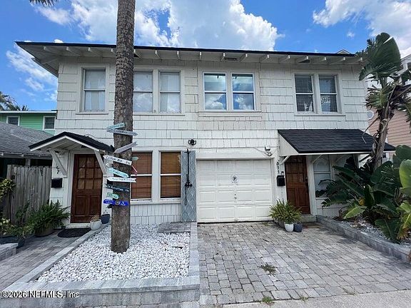 3rd image of 809 2ND Street S