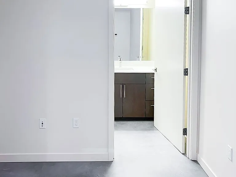 Bell View Apartments — Photo 125