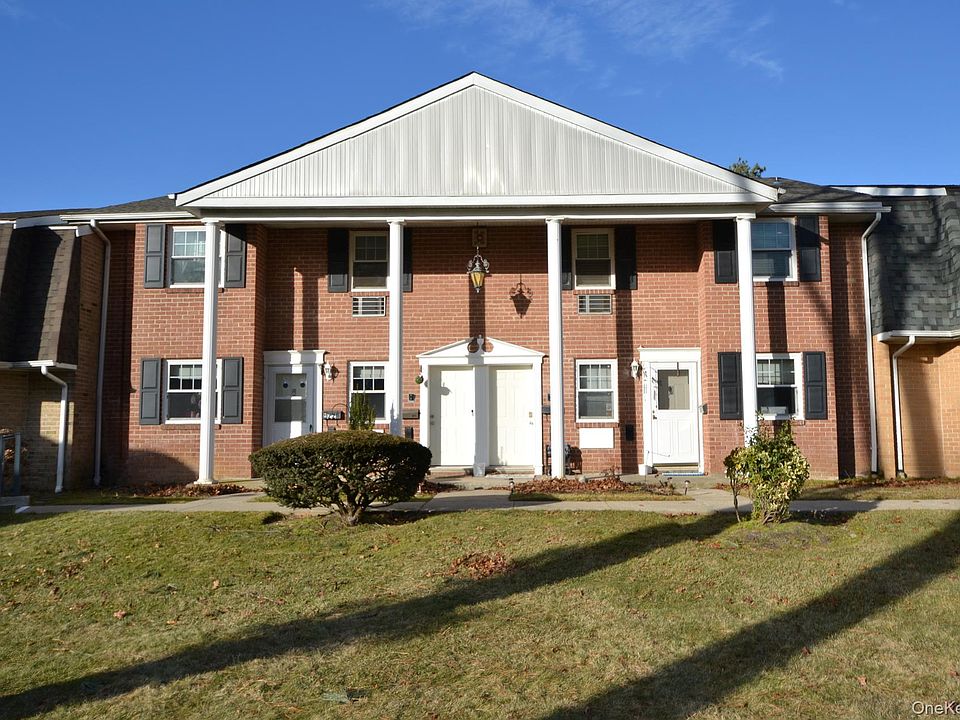 1st image of 25 Glen Hollow Drive #H-23