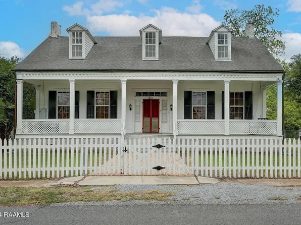 201 W Berard St, Saint Martinville, LA 70582