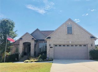 104 Magnolia Ln, Archdale, NC 27263