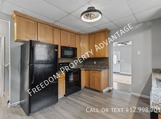 640 Seminary Ave, Oakdale, PA 15071