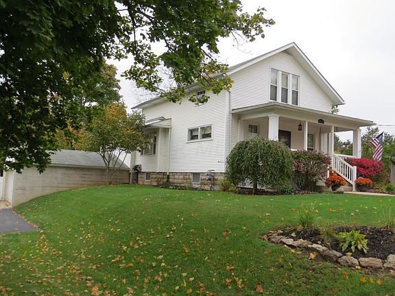 3rd image of 73 Fellows Ave