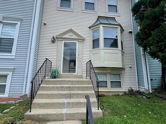 2nd image of 806 Flagler Dr
