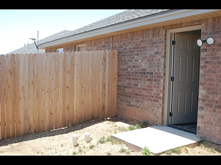 22301 Estel Rd #B — Photo 17