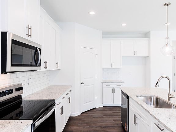 3rd image of 227 Vaughan Farms Dr #76