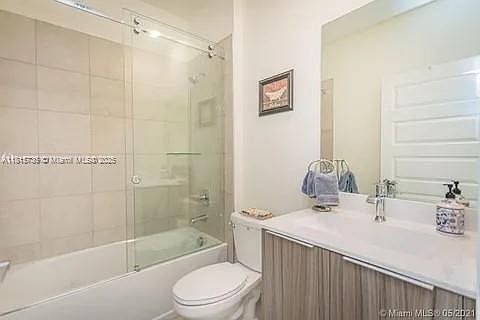 3rd image of 4725 NW 85th Ave Unit 32