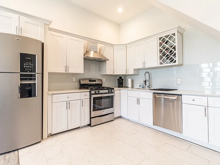 91 Palisade Ave #2 — Photo 5