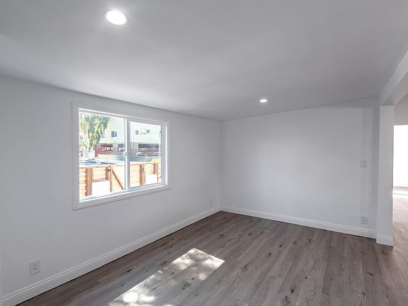 5th image of 5777 Aldama St