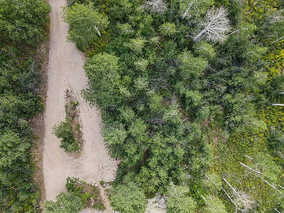 3rd image of 126 Comanche