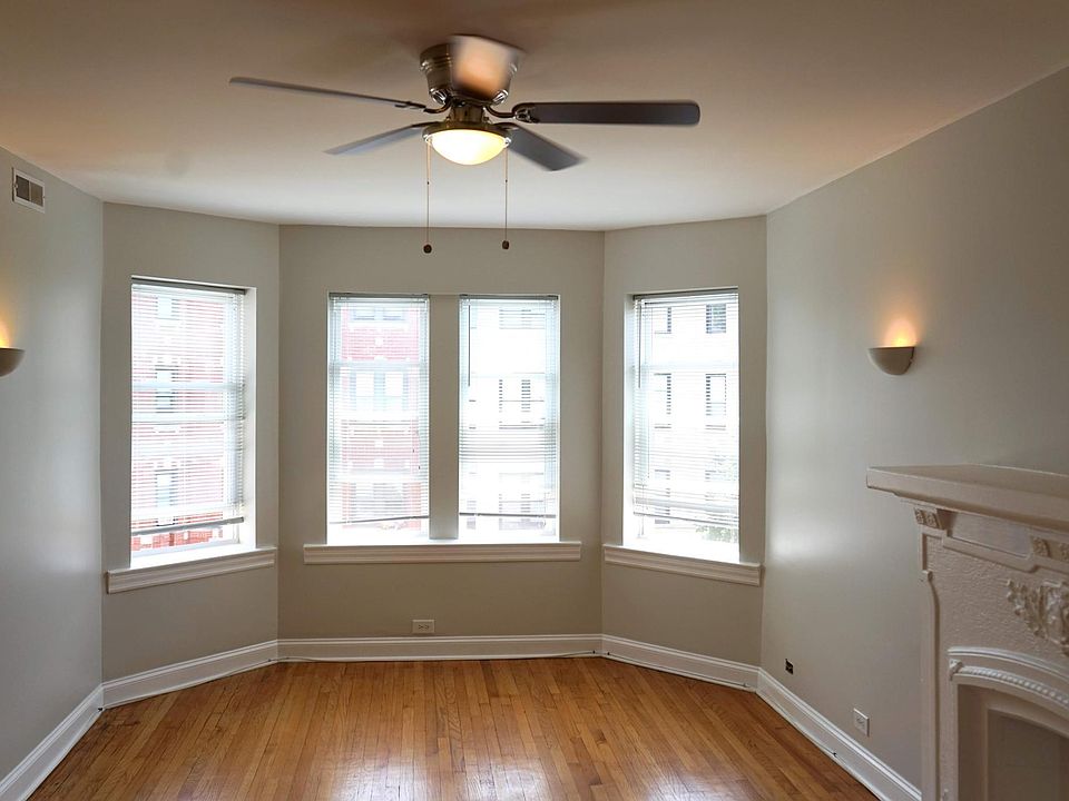1st image of 3628 W Dickens Ave APT 1