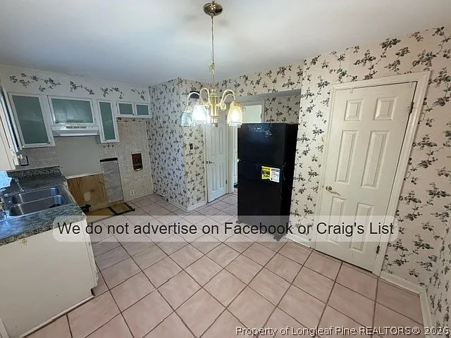 2 bed, 1.5 bath, 900 sqft, $650 — Photo 3