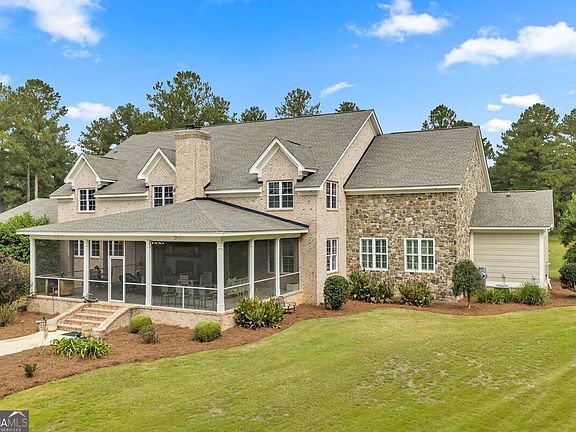 2nd image of 211 Cool Water Rd