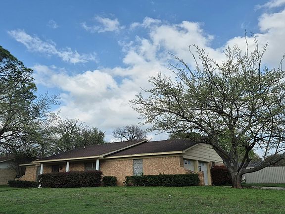 2nd image of 6933 Stonewall Rd