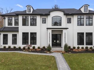 275 Addison Pl, Paramus, NJ 07652