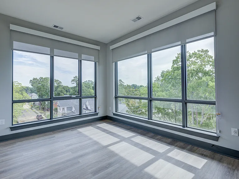 Large Corner Living Areas