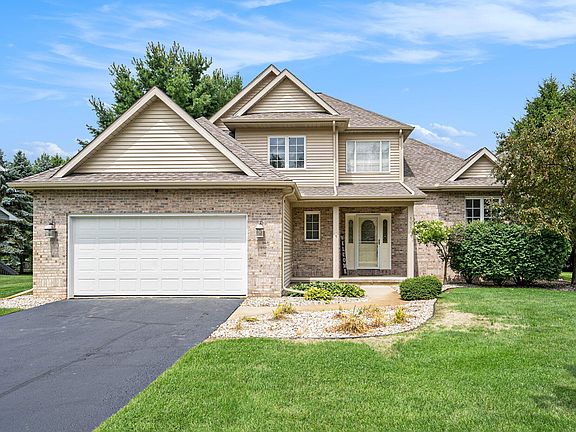 2nd image of 151 Pinehurst Ln
