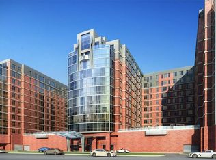 7302 River Rd #421, North Bergen, NJ 07047