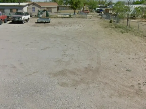 2314 Vermont St, Carlsbad, NM 88220