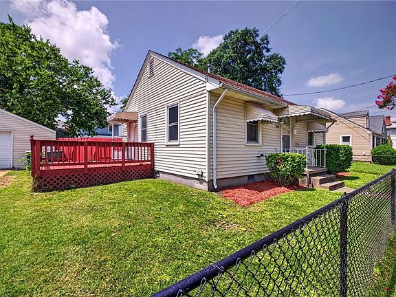 3rd image of 2425 Grandy Ave