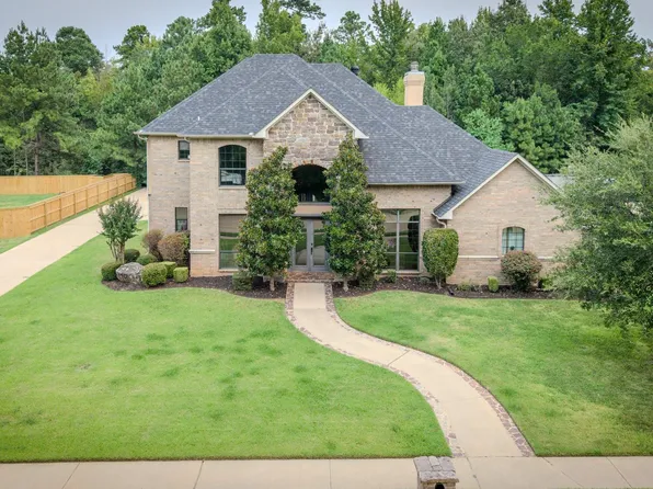 3004 Sterling Dr, Texarkana, TX 75503