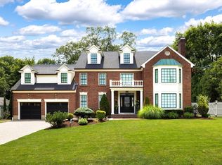 19 Gordon Rd, Newton, MA 02468