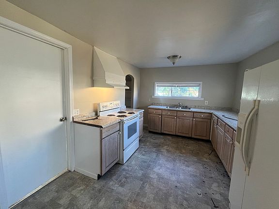 5th image of 1836 Myrtle St