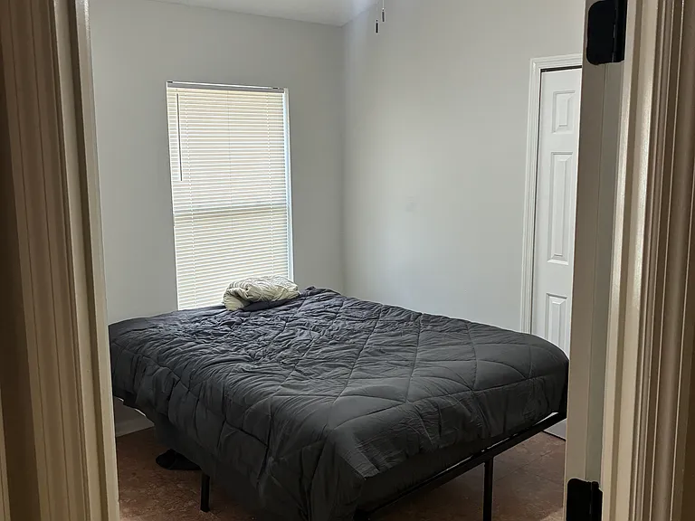 2802 Coachman Lakes Dr — Photo 14