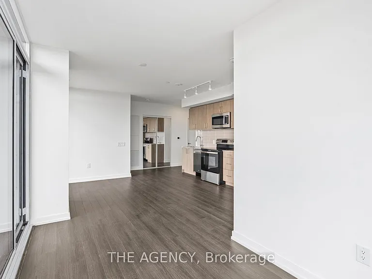 4010 Eglinton Ave W #625 — Photo 12