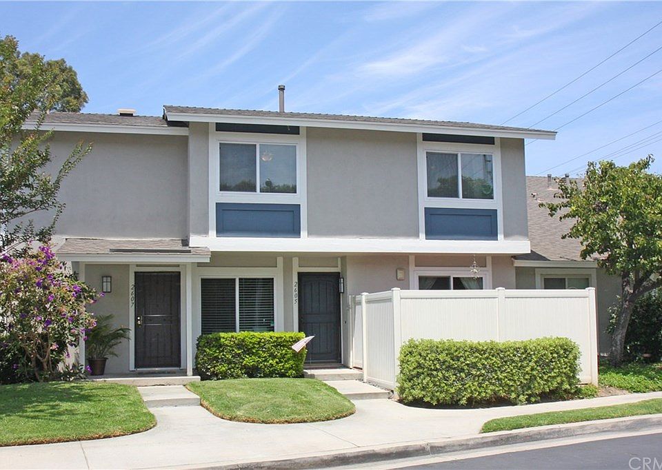 1st image of 2605 W Meadowwood #6