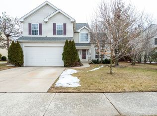 543 W Weeping Willow Rd, Round Lake, IL 60073