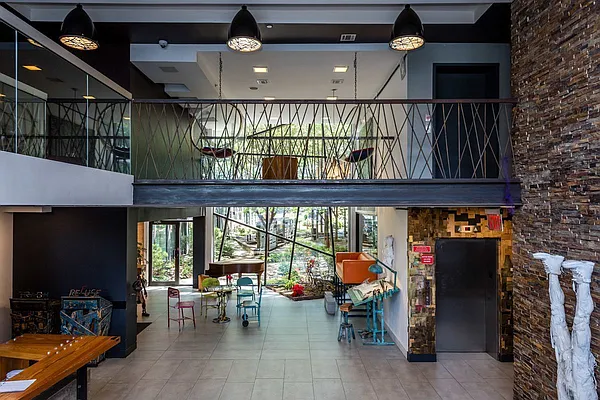 Rented by EXR | media 157