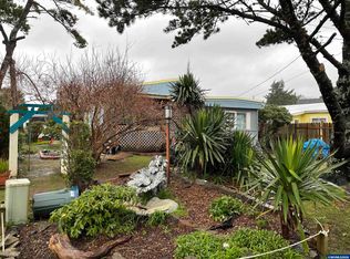 374 NW 59th St, Newport, OR 97365