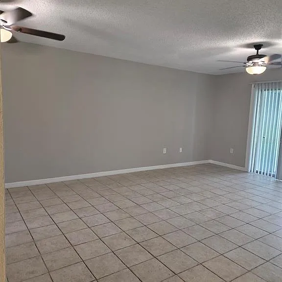 4203 S Semoran Blvd #4 — Photo 4