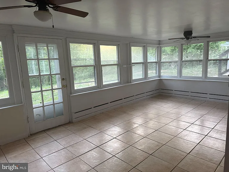 14212 Fisher Ave — Photo 6