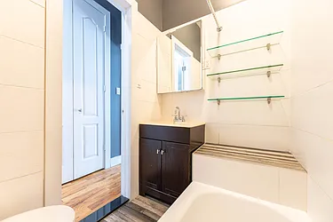 Rented by OnePoint Real Estate Group