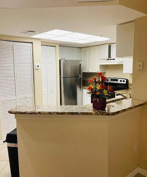 1700 S Crestwood Ct S #1708 — Photo 6