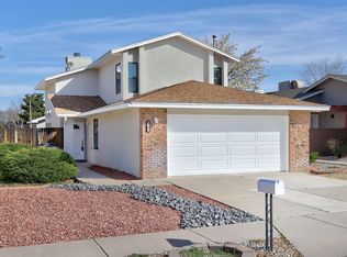 10305 Oso Grande Rd NE, Albuquerque, NM 87111