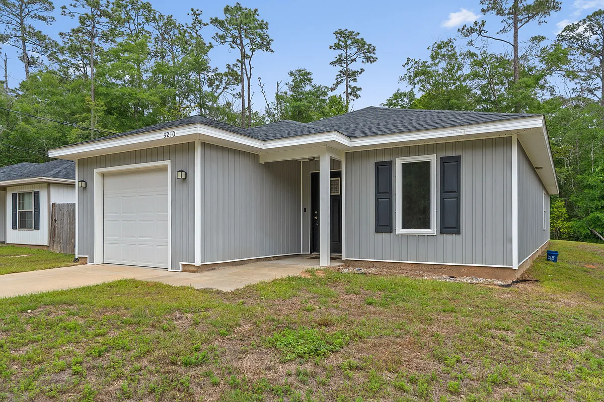 Building Photo - 3210 Electra Dr