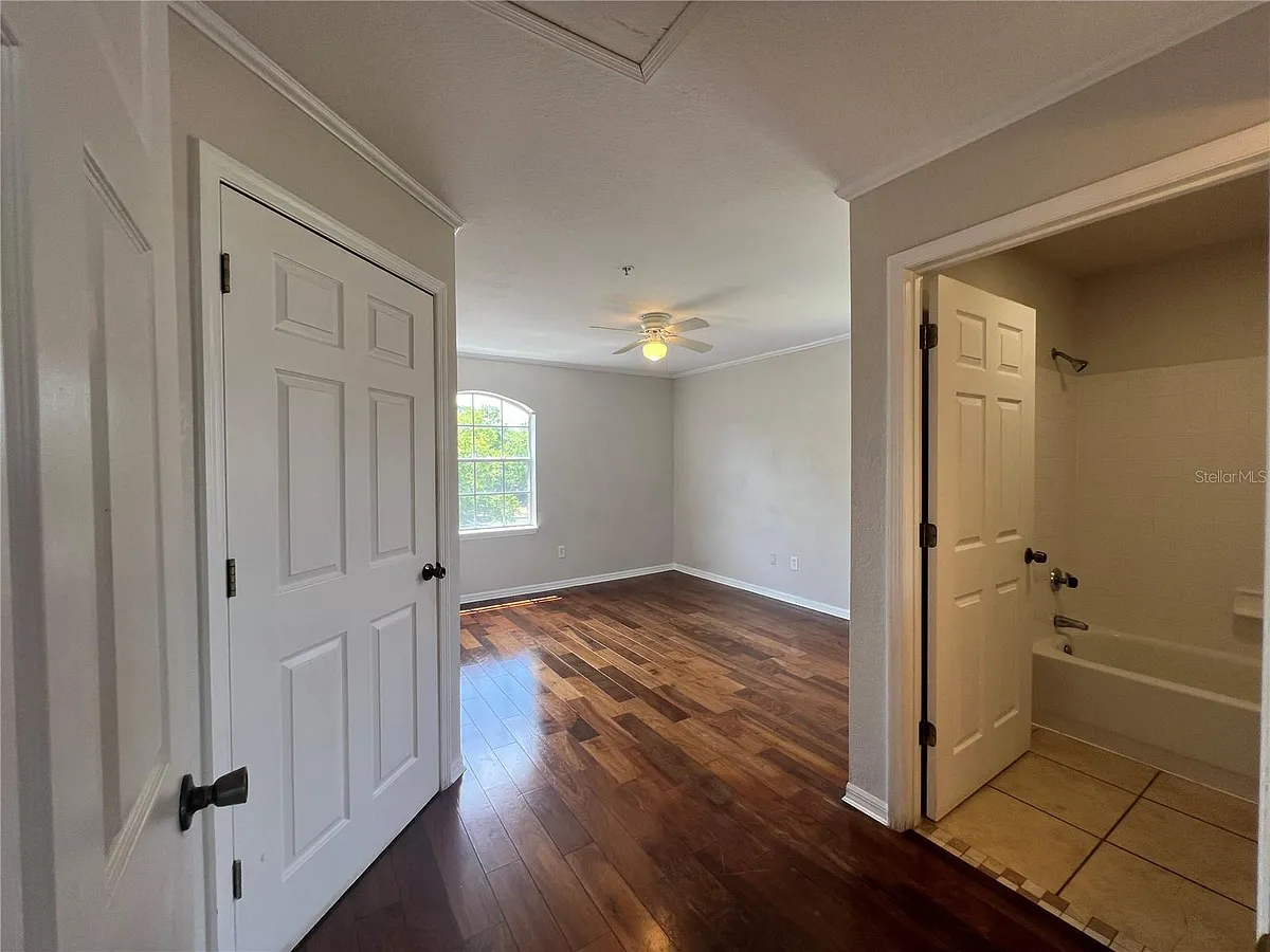 Building Photo - 7320 Westpointe Blvd #531