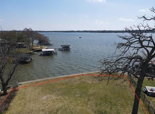 111 Palisade Pl, Mabank, TX 75156