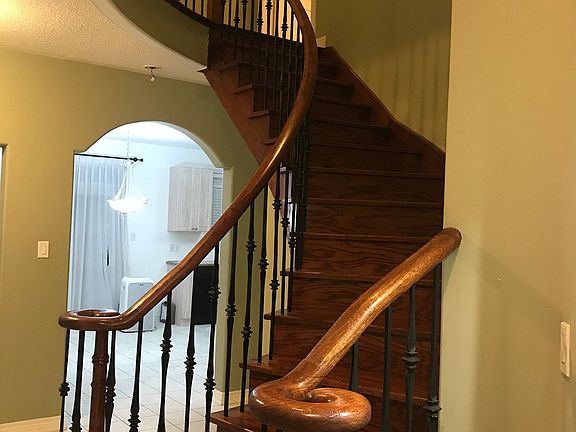 4th image of 24 Heathfield Ave