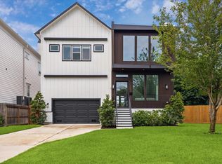 2202 Hewitt Dr, Houston, TX 77018