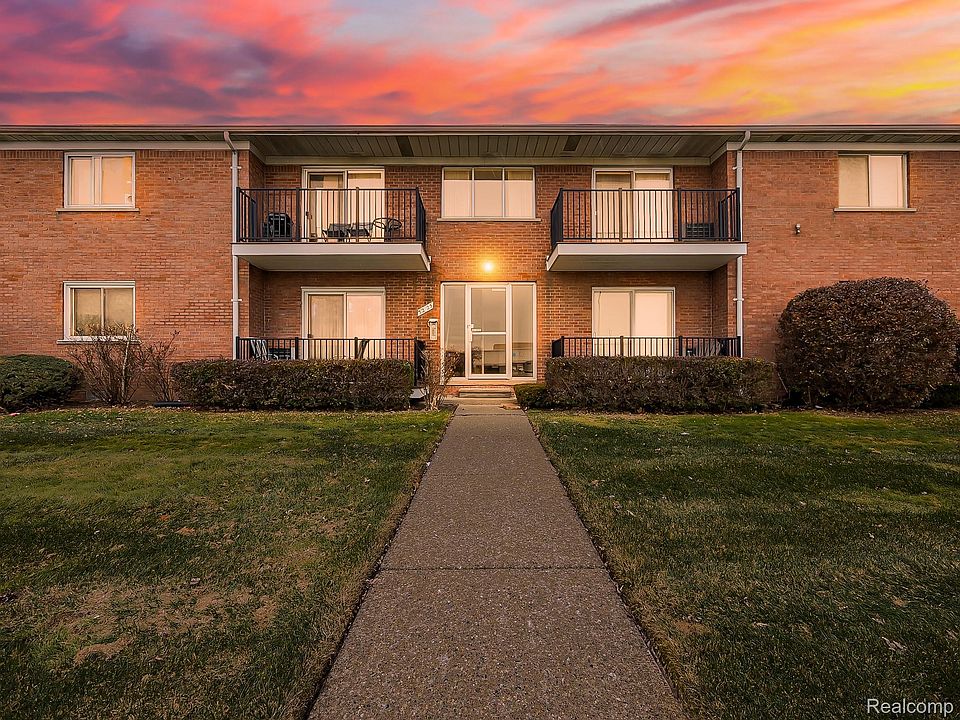 1st image of 32125 Beaconsfield St APT 44