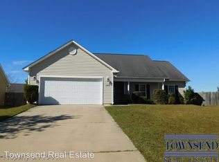 1908 Caviness St, Fayetteville, NC 28314