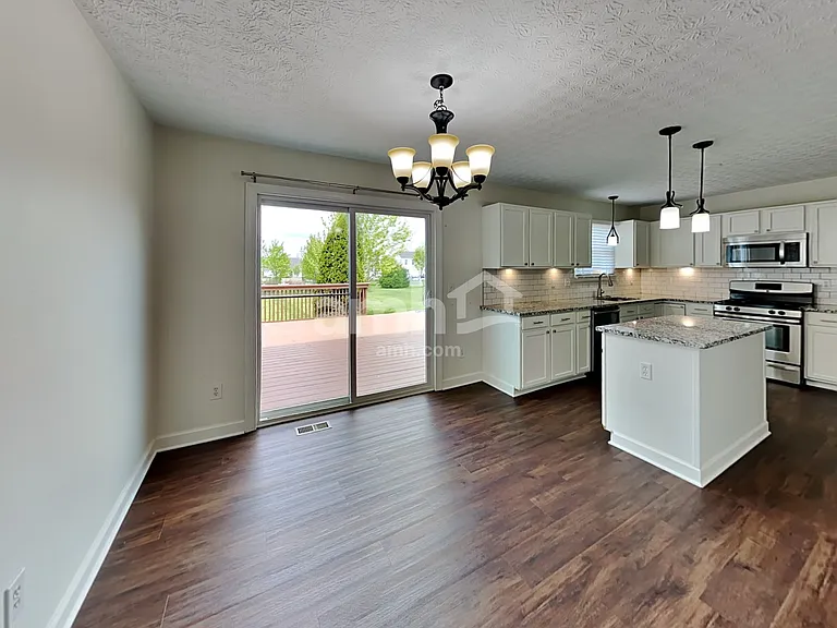 5232 Dietrich Ave — Photo 8