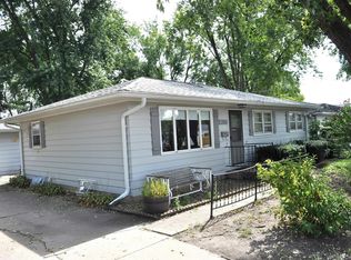 2316 Royal Dr, Cedar Falls, IA 50613